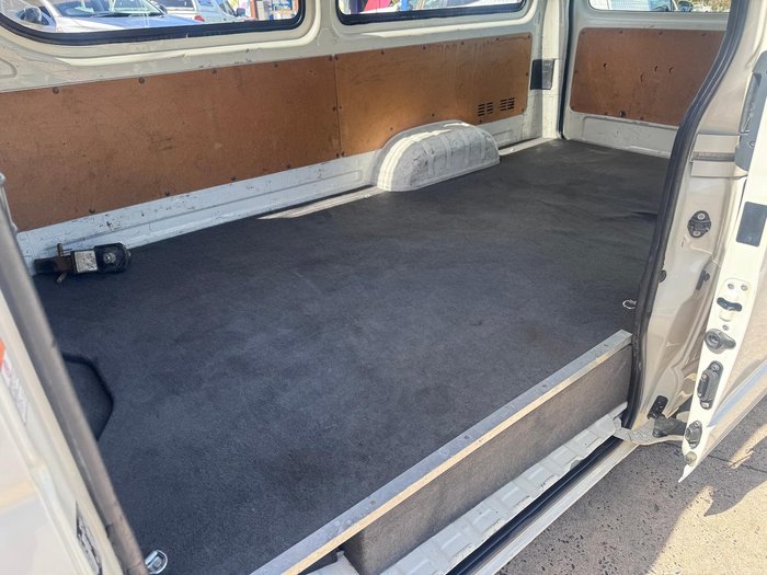 2017 Toyota Hiace KDH201R French Vanilla
