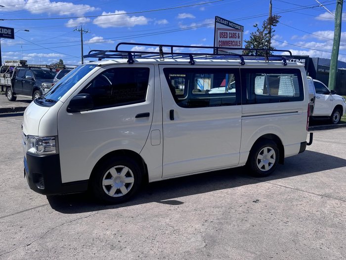 2017 Toyota Hiace KDH201R French Vanilla
