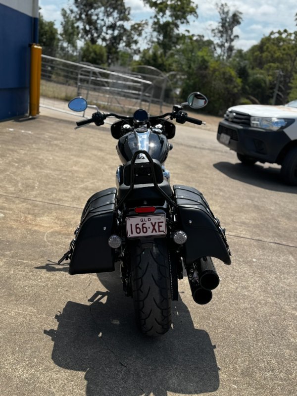 2022 Indian SUPER CHIEF LIMITED BLACK METALLIC BLACK METALLIC