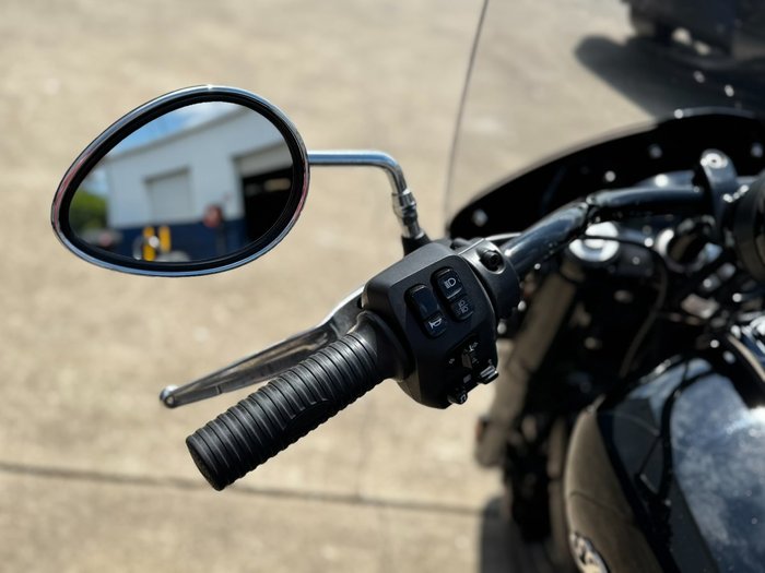 2022 Indian SUPER CHIEF LIMITED BLACK METALLIC BLACK METALLIC