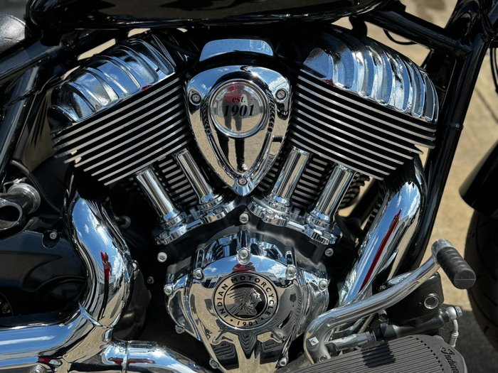 2022 Indian SUPER CHIEF LIMITED BLACK METALLIC BLACK METALLIC
