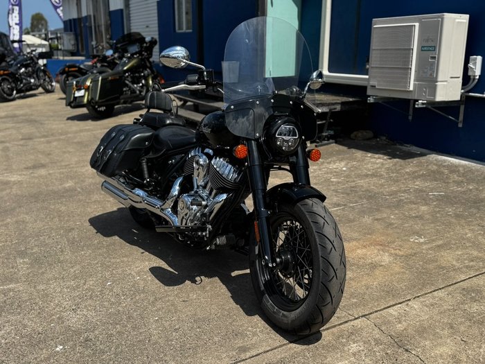 2022 Indian SUPER CHIEF LIMITED BLACK METALLIC BLACK METALLIC