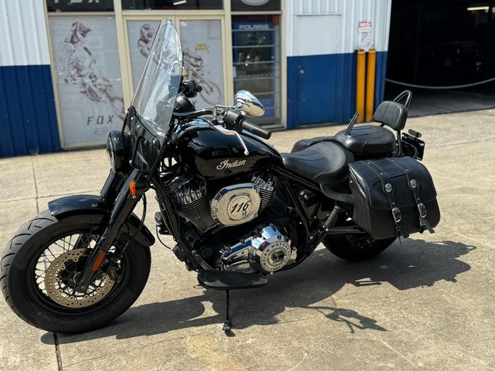 2022 Indian SUPER CHIEF LIMITED BLACK METALLIC BLACK METALLIC