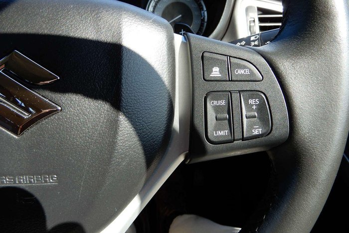 2023 Suzuki S-Cross JYB