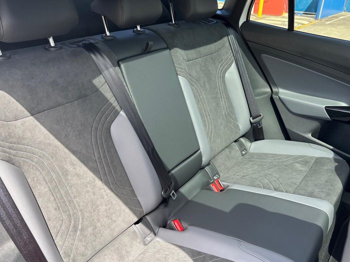 2025 Volkswagen ID.5 Pro