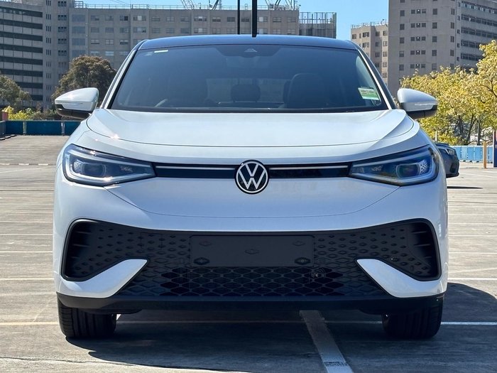 2025 Volkswagen ID.5 Pro