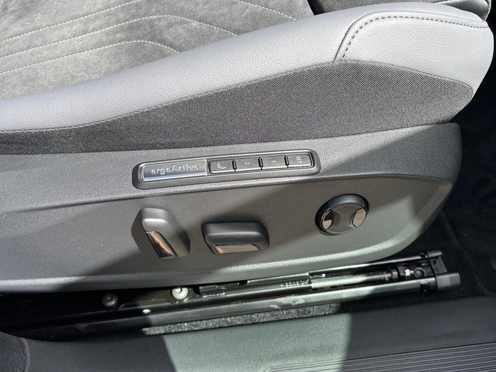 2025 Volkswagen ID.5 Pro