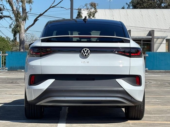 2025 Volkswagen ID.5 Pro