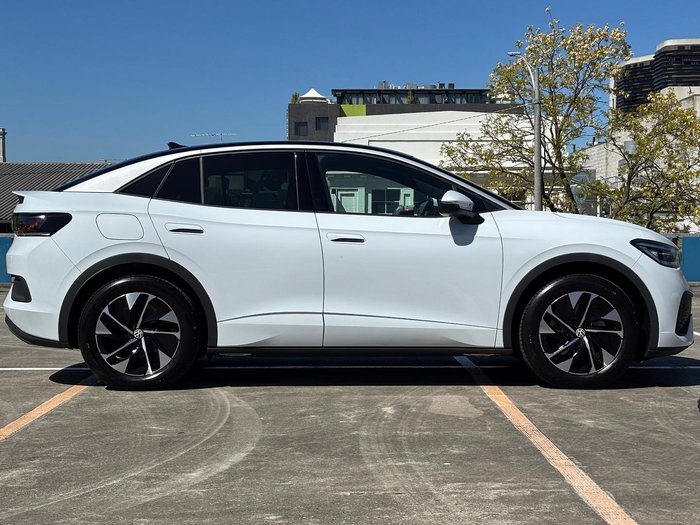 2025 Volkswagen ID.5 Pro