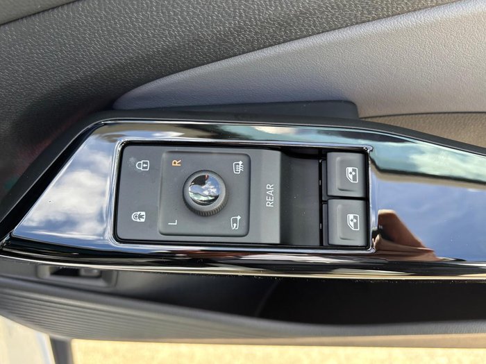 2025 Volkswagen ID.5 Pro