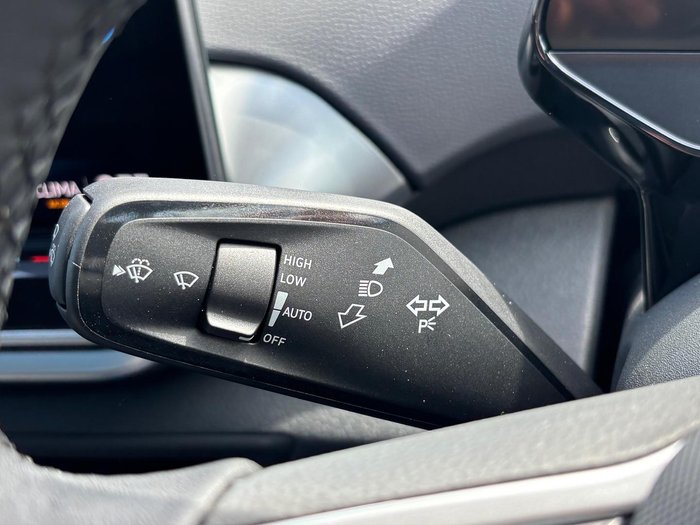 2025 Volkswagen ID.5 Pro