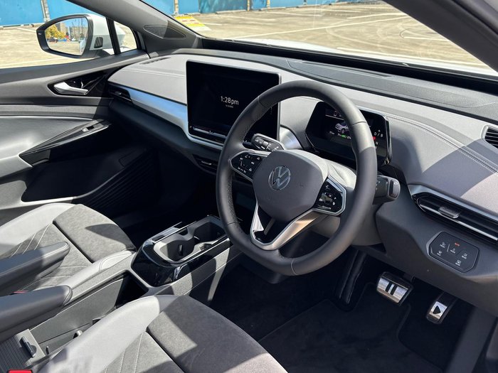 2025 Volkswagen ID.5 Pro