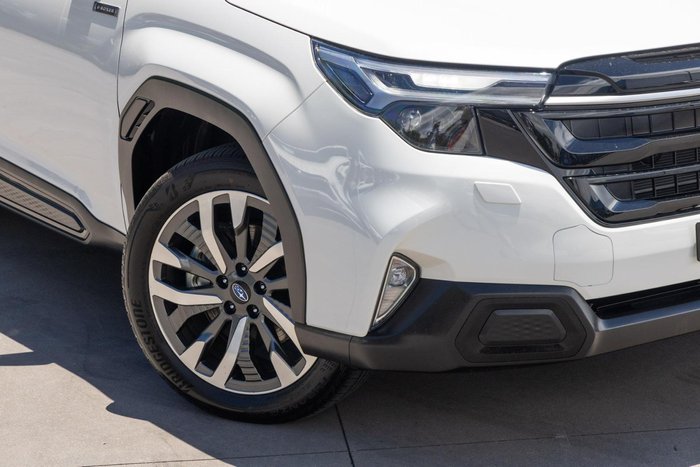 2025 Subaru Forester Hybrid Touring S6 MY26 AWD Crystal White