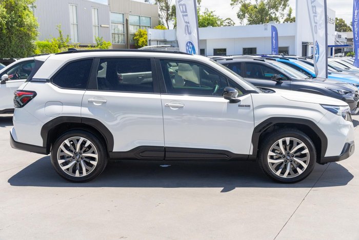 2025 Subaru Forester Hybrid Touring S6 MY26 AWD Crystal White