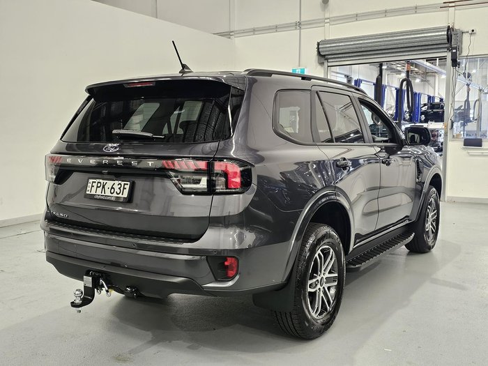 2025 Ford Everest Trend