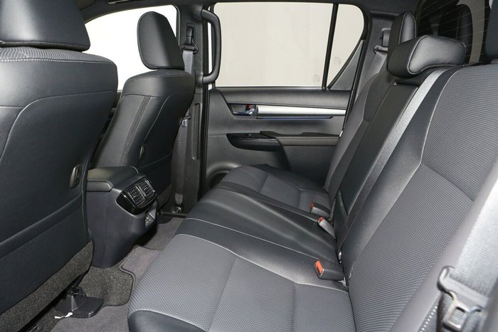 2025 Toyota Hilux Rogue 48V