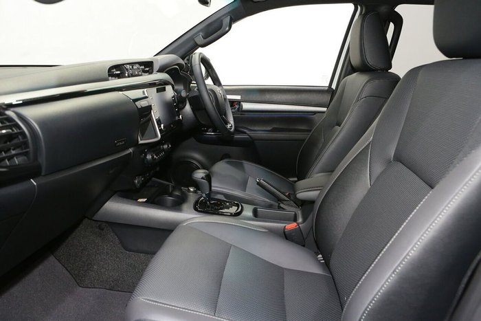 2025 Toyota Hilux Rogue 48V