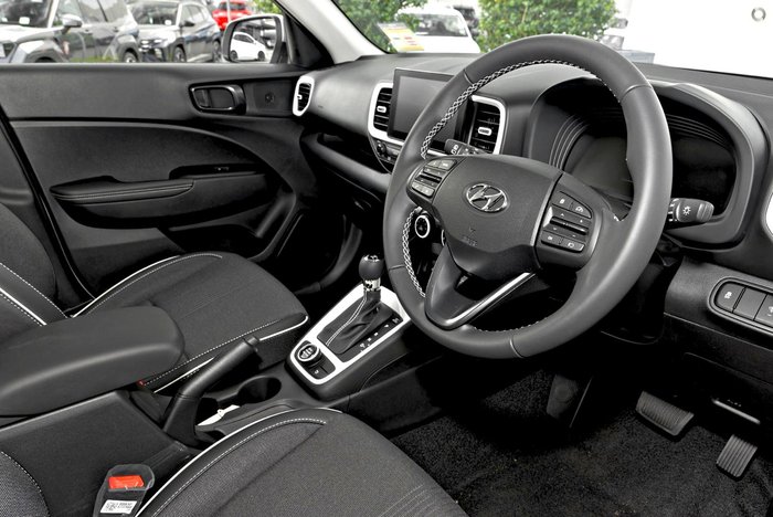 2025 Hyundai Venue Active