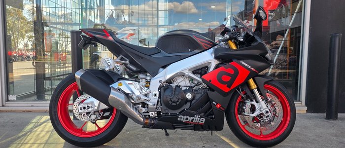 2016 APRILIA RSV4 RR BLACK