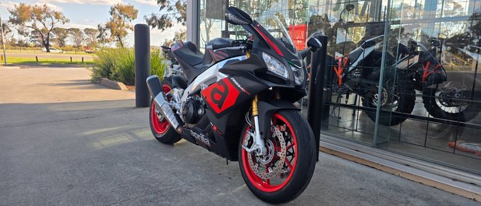 2016 APRILIA RSV4 RR BLACK