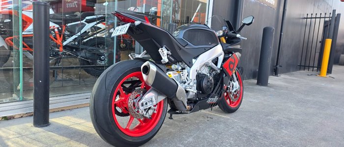 2016 APRILIA RSV4 RR BLACK