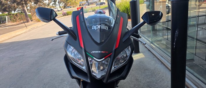 2016 APRILIA RSV4 RR BLACK