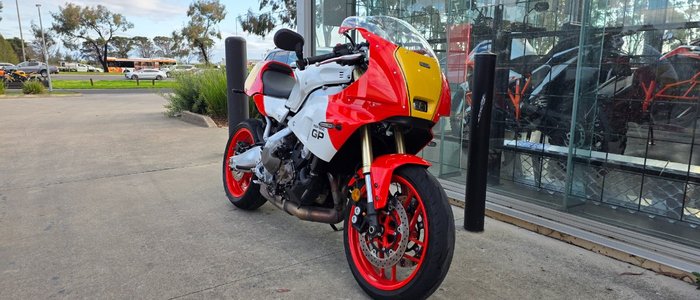 2024 Yamaha XSR900 (MTM850A) WHITE