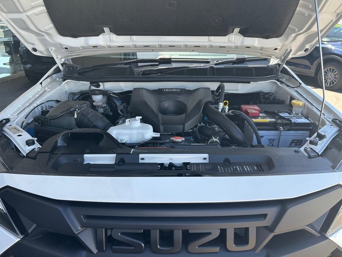 2025 Isuzu D-MAX BLADE