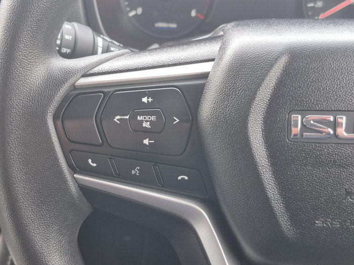 2021 Isuzu MU-X LS-M