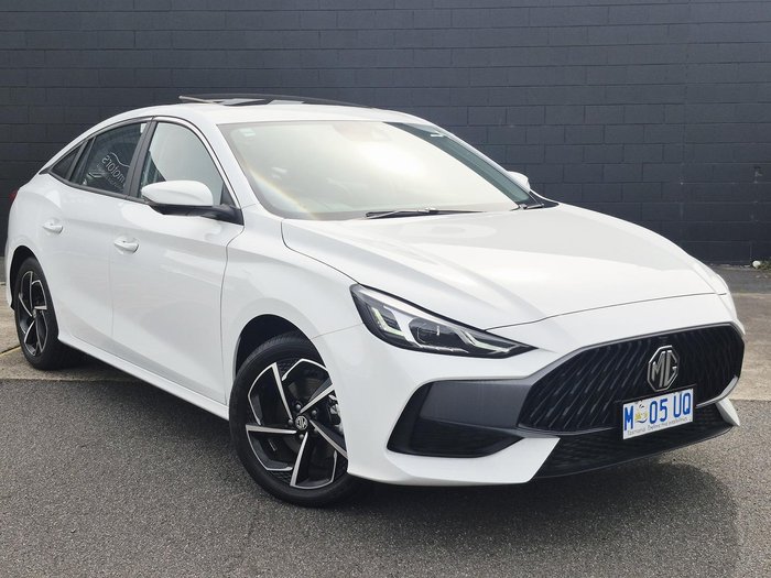 2024 MG MG5 Essence MY24 Dover White