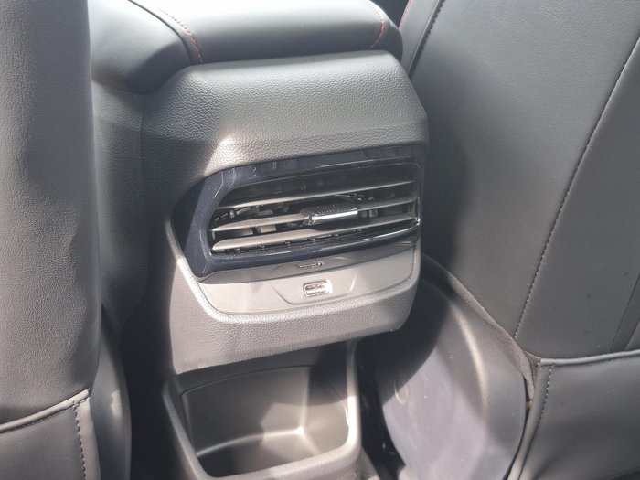 2024 MG MG5 Essence MY24 Dover White