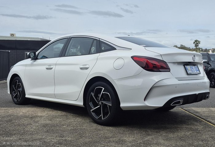 2024 MG MG5 Essence MY24 Dover White