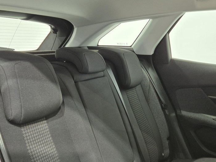 2018 Peugeot 3008 Active