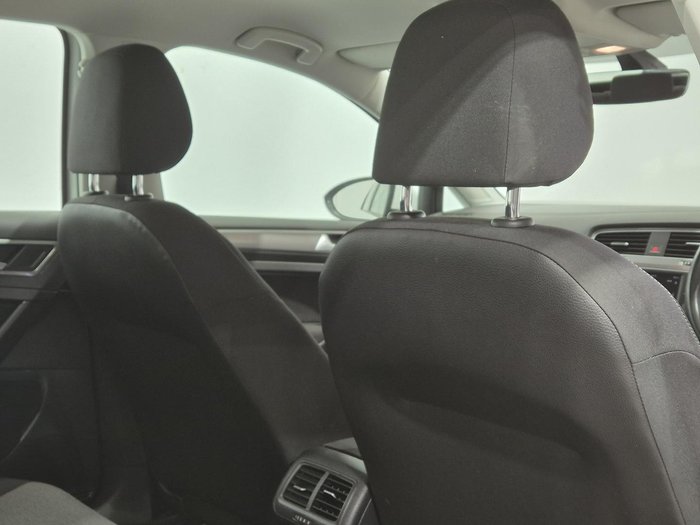 2016 Volkswagen Golf 92TSI Trendline 7 MY16 Pure White