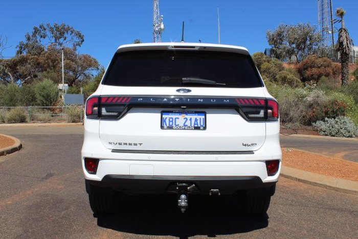 2023 Ford Everest Platinum