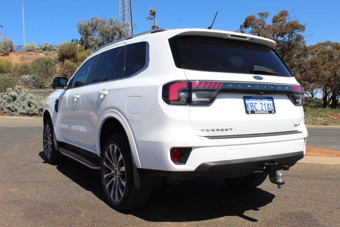 2023 Ford Everest Platinum