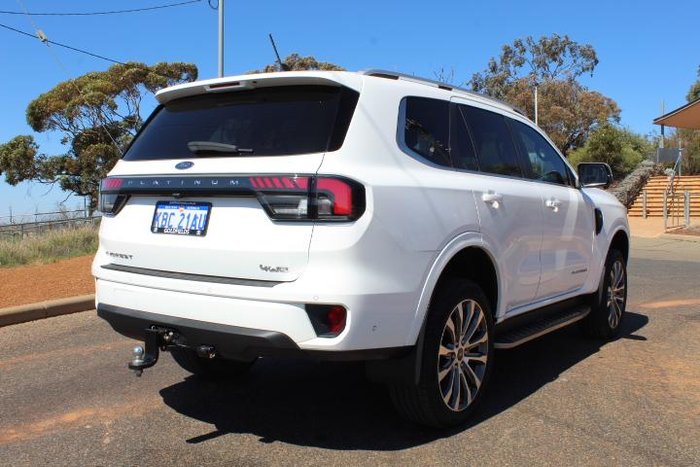 2023 Ford Everest Platinum