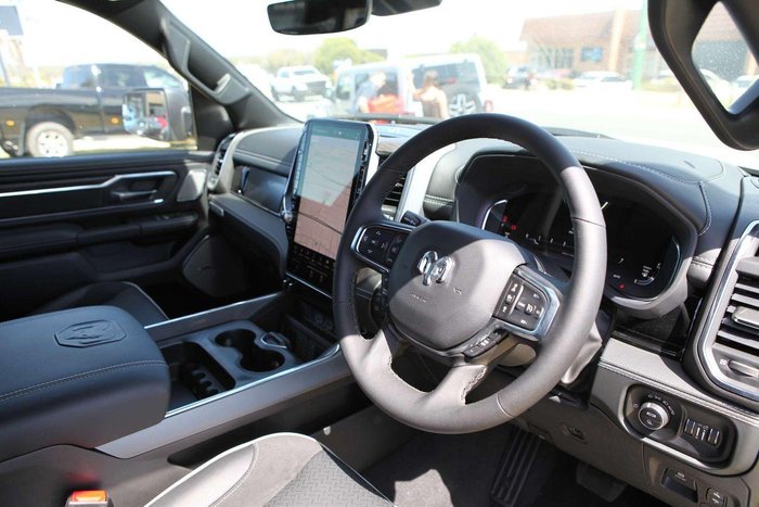 2025 RAM 1500 Laramie Sport Hurricane SO RamBox