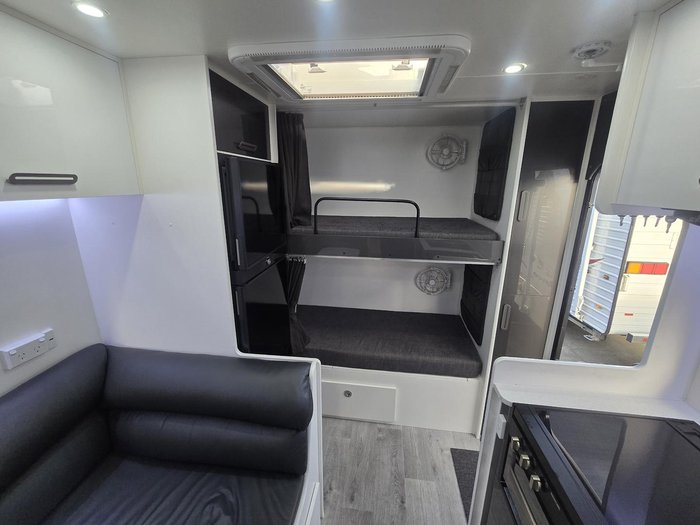 2021 New Age Caravans Big Red