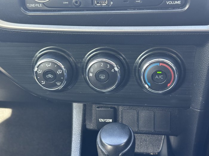2013 Toyota Corolla Ascent