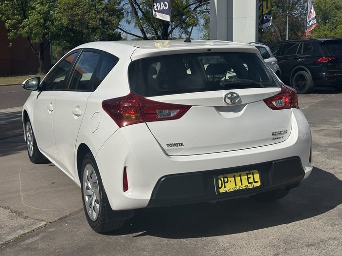 2013 Toyota Corolla Ascent
