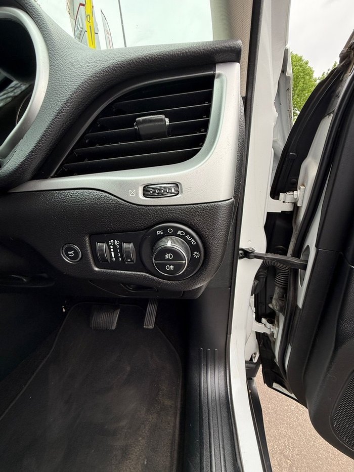 2017 Jeep Cherokee Longitude