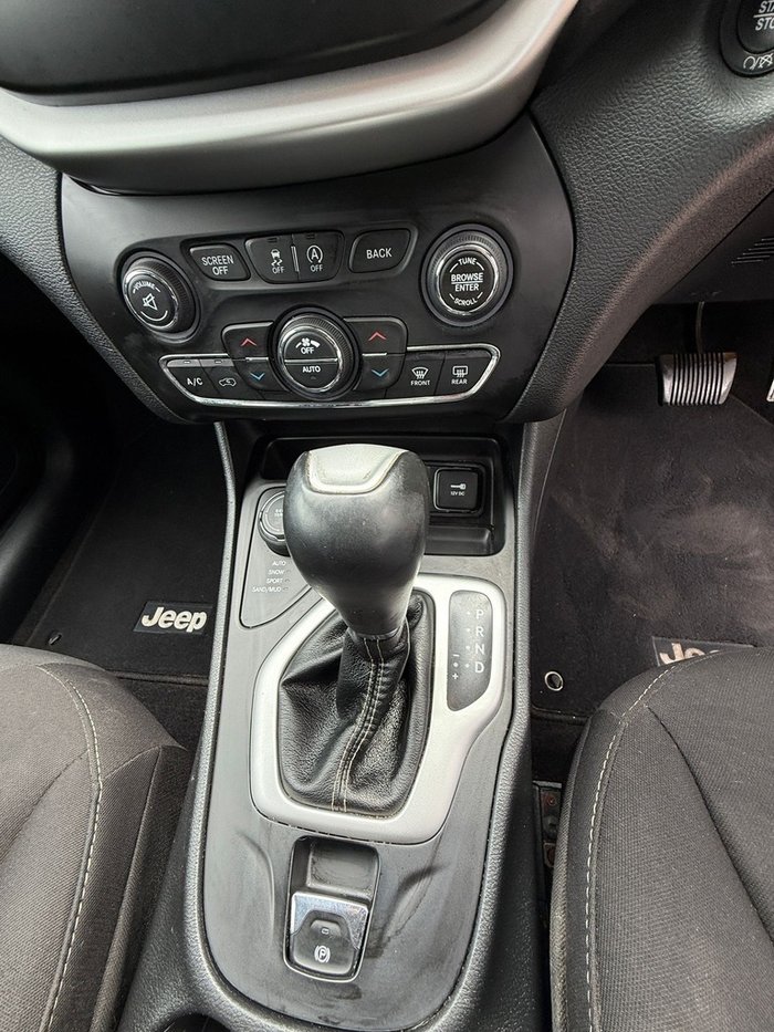 2017 Jeep Cherokee Longitude