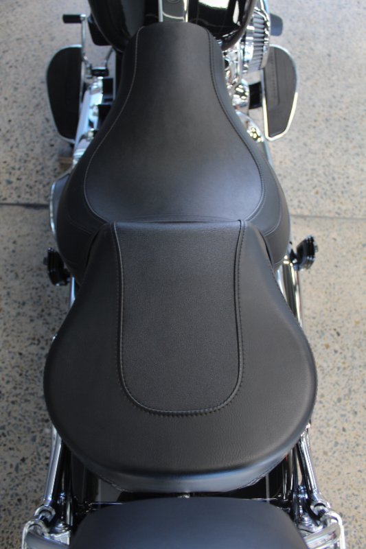 2023 Harley-davidson FLFBS FAT BOY S (114) VIVID BLACK