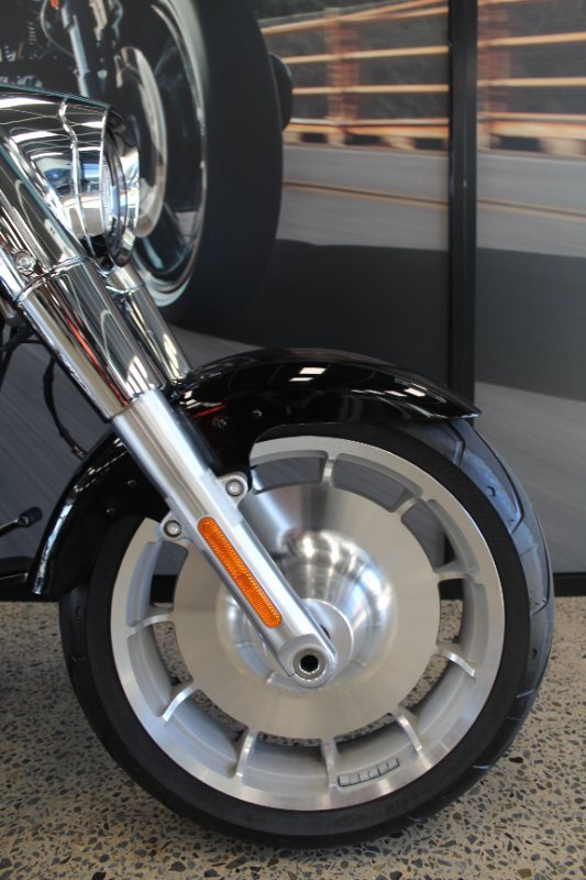 2023 Harley-davidson FLFBS FAT BOY S (114) VIVID BLACK