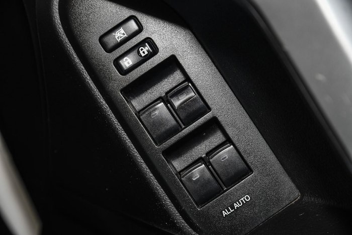 2017 Toyota Landcruiser Prado GXL GDJ150R 4X4 Dual Range Glacier White