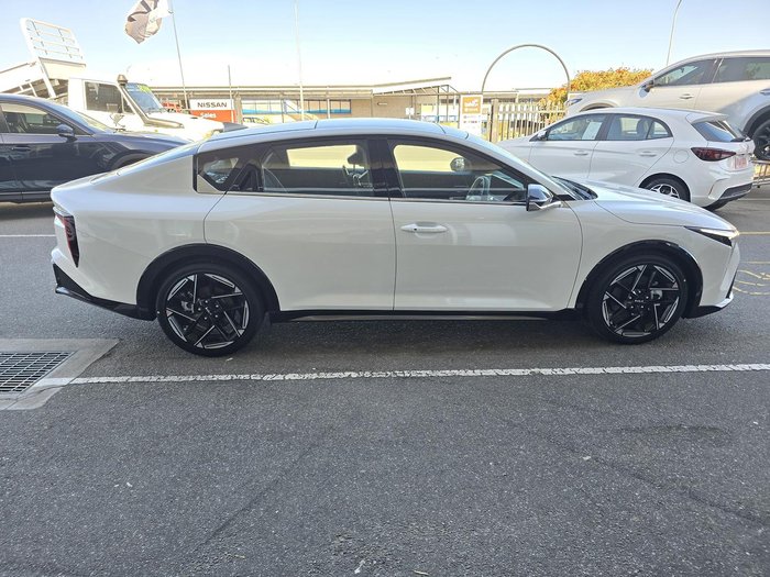 2025 Kia K4 GT-Line CL4m MY25 Snow White Pearl