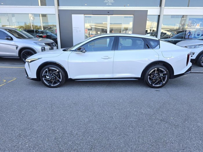 2025 Kia K4 GT-Line CL4m MY25 Snow White Pearl