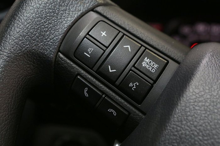 2025 Toyota Landcruiser GXL