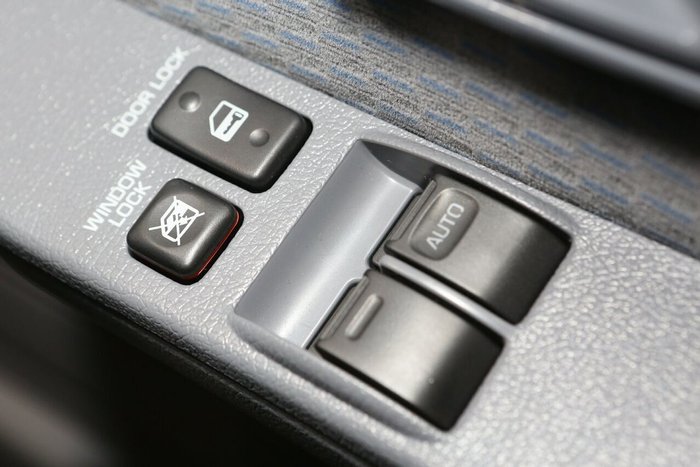 2025 Toyota Landcruiser GXL